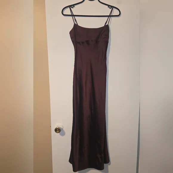 🎀Dynamite Satin Slip Dress in Deep Wine - Picture 2 of 7